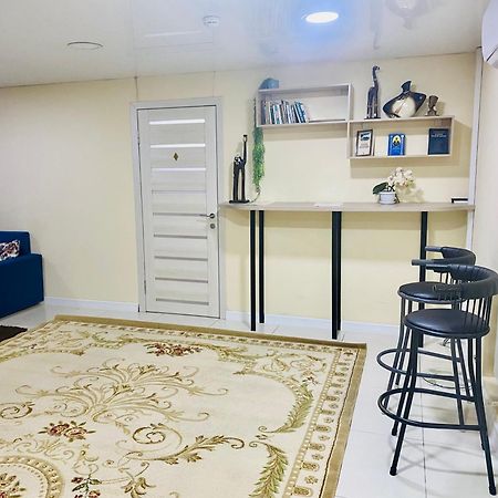 Like Home Hostel Na Shevchenko, 162Б 알마티 외부 사진