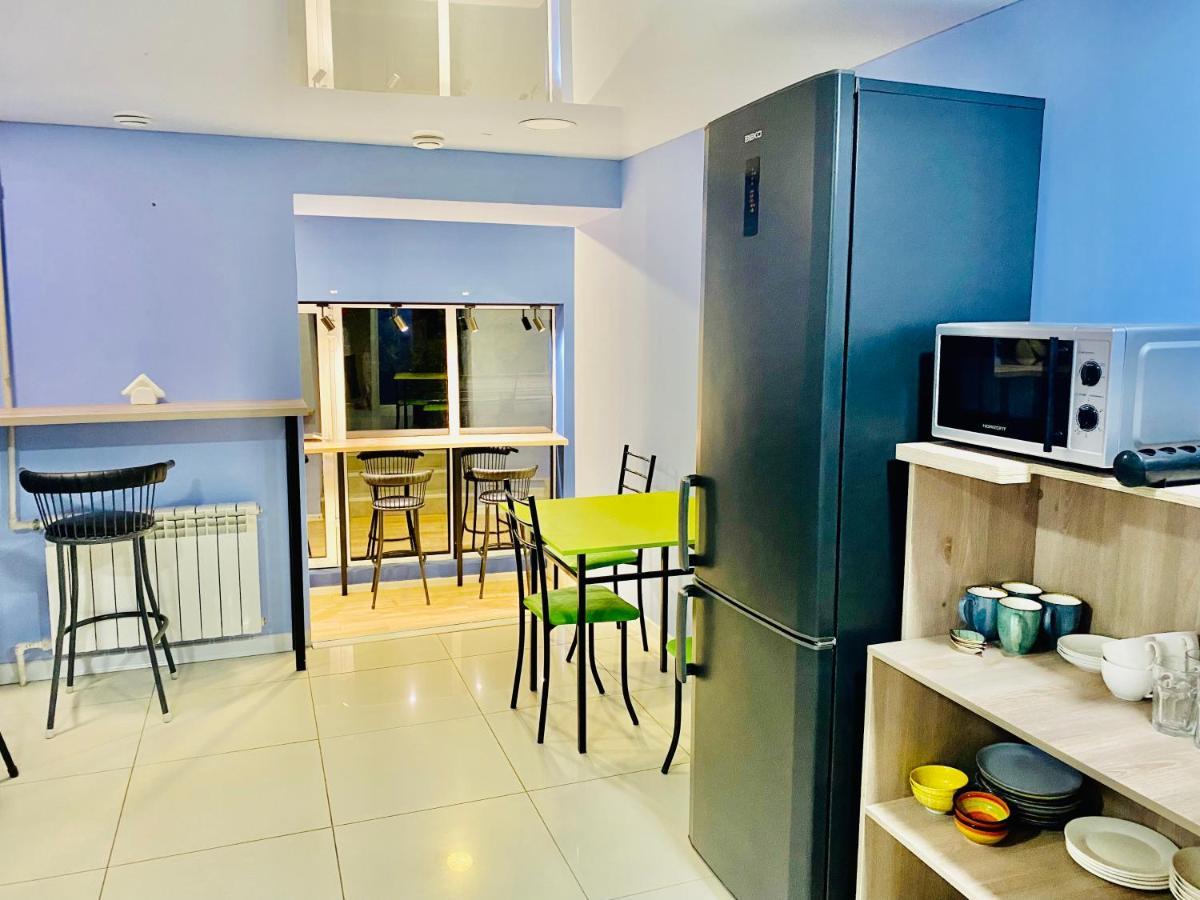 Like Home Hostel Na Shevchenko, 162Б 알마티 외부 사진