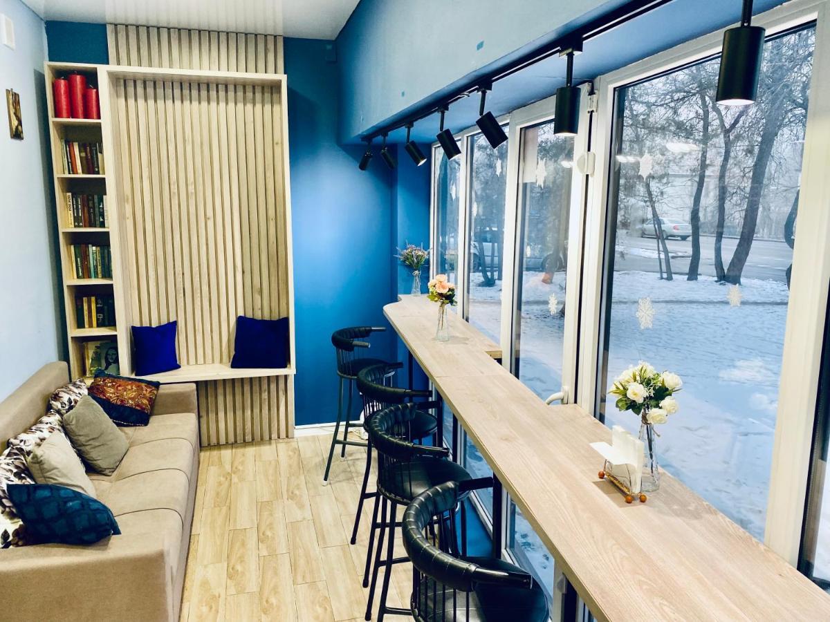Like Home Hostel Na Shevchenko, 162Б 알마티 외부 사진