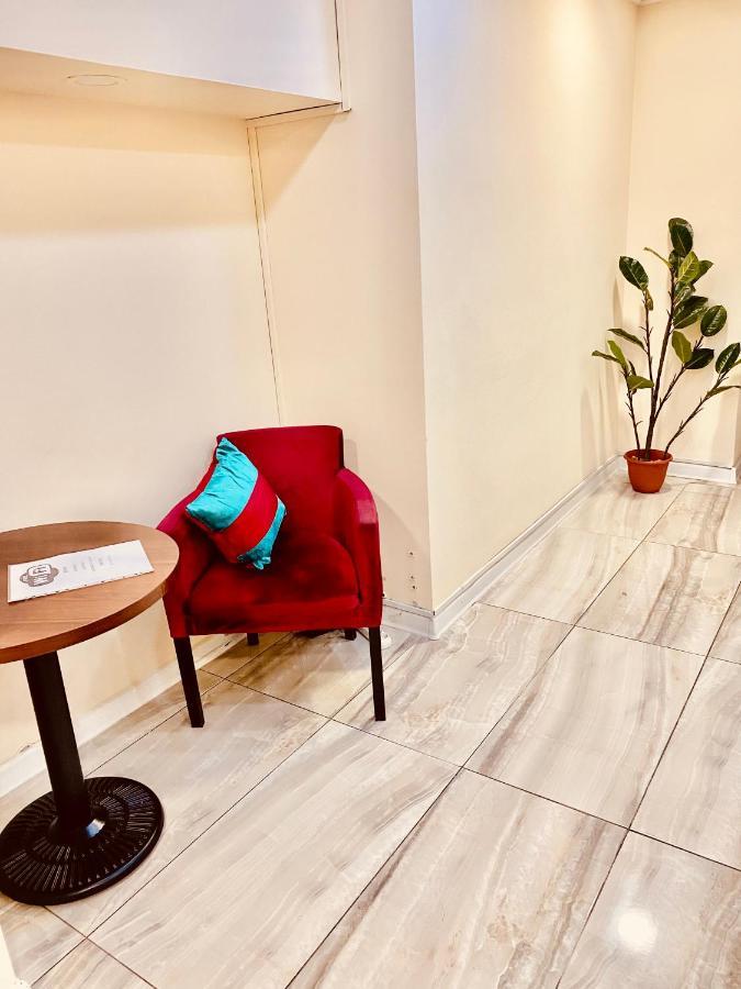 Like Home Hostel Na Shevchenko, 162Б 알마티 외부 사진