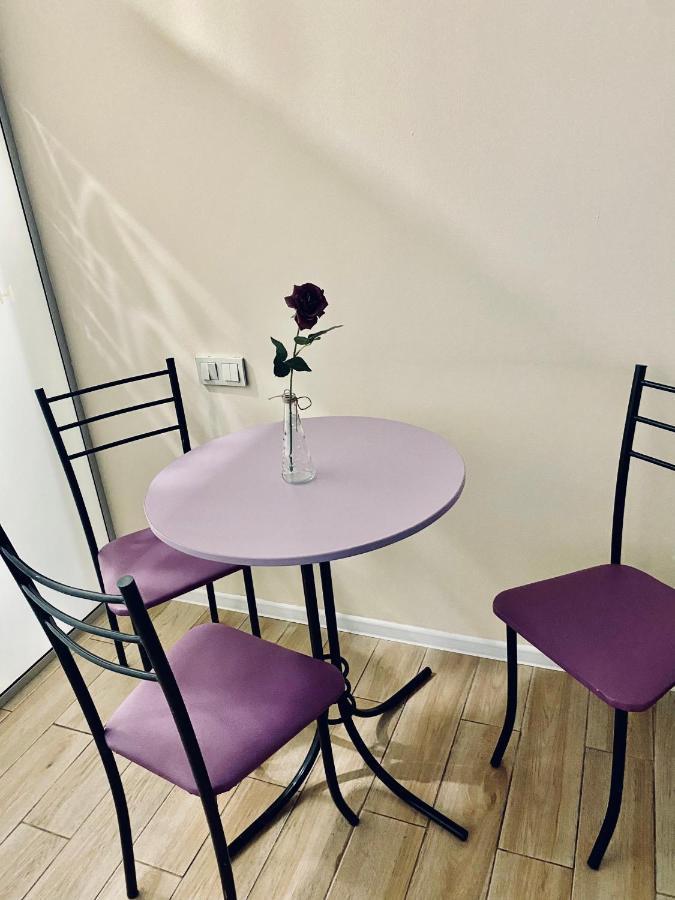 Like Home Hostel Na Shevchenko, 162Б 알마티 외부 사진