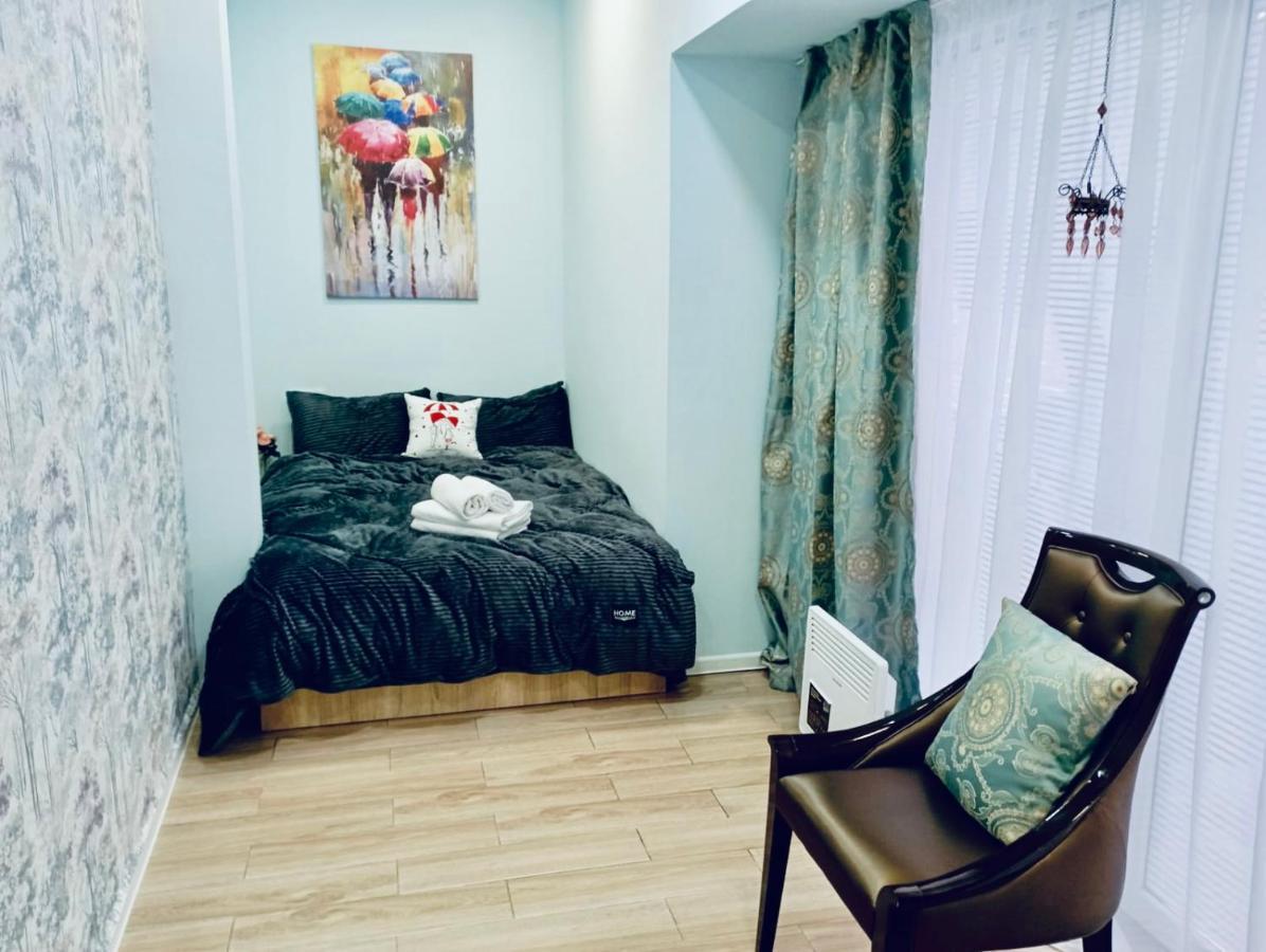 Like Home Hostel Na Shevchenko, 162Б 알마티 외부 사진